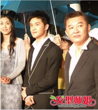 著名导演<em>程小东</em>个人资料 <em>程小东</em>近照<em>图片</em>/作品