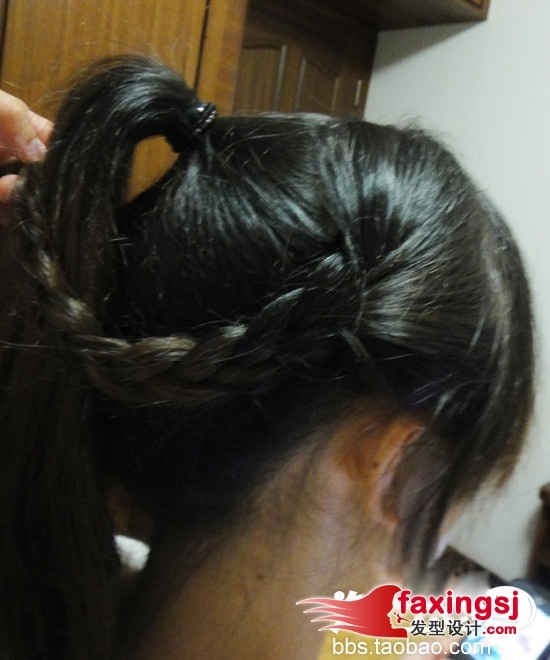 Լᷢ~д 2012պ
