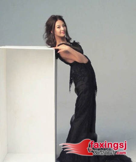 明星新娘发型~简单不重样 如何梳新娘头