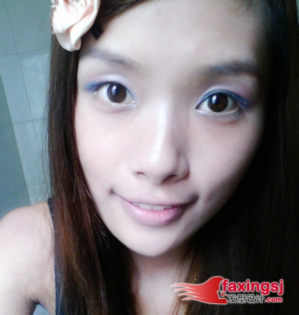 日式发+浓妆 2012最新韩版发型~继续可爱味