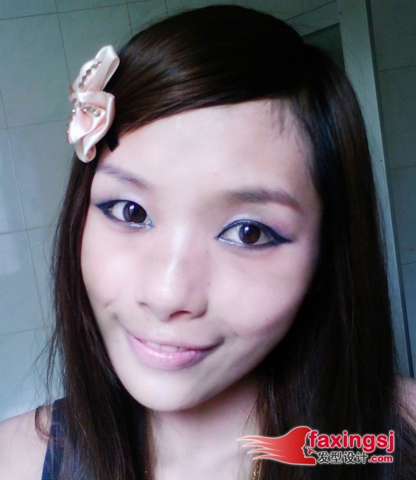 日式发+浓妆 2012最新韩版发型~继续可爱味