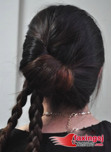 今年比较流行的发型 2014年女人最新款发型~无与伦比