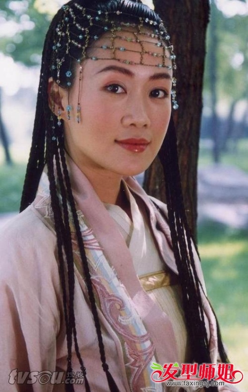 女演员梁小冰个人资料 梁小冰出轨/电视剧/老公/图片/与陈嘉辉/微博