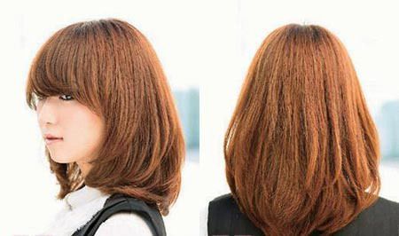 日本街拍发型俏丽中长发 今年最流行的卷发