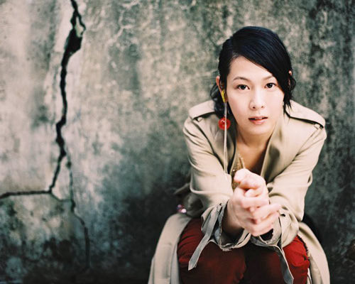 新年扮靓长脸型适合的短发 女明星为美丽大战