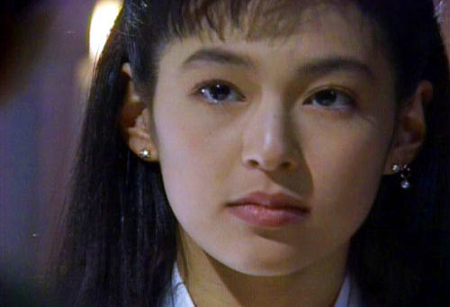 新年扮靓长脸型适合的短发 女明星为美丽大战